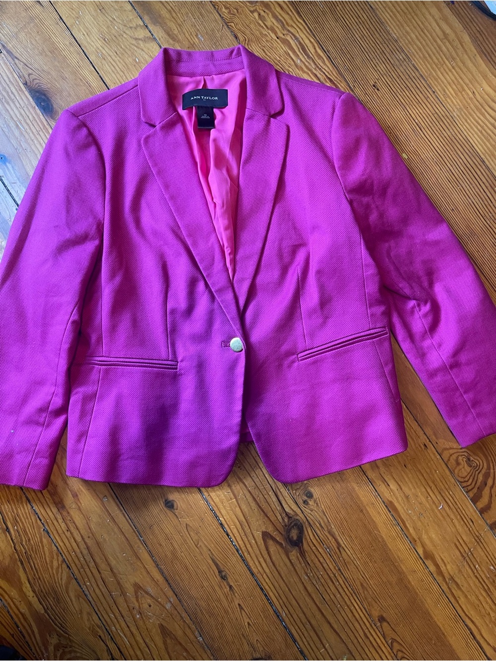Hot pink Ann Taylor blazer Excellent condition size 10